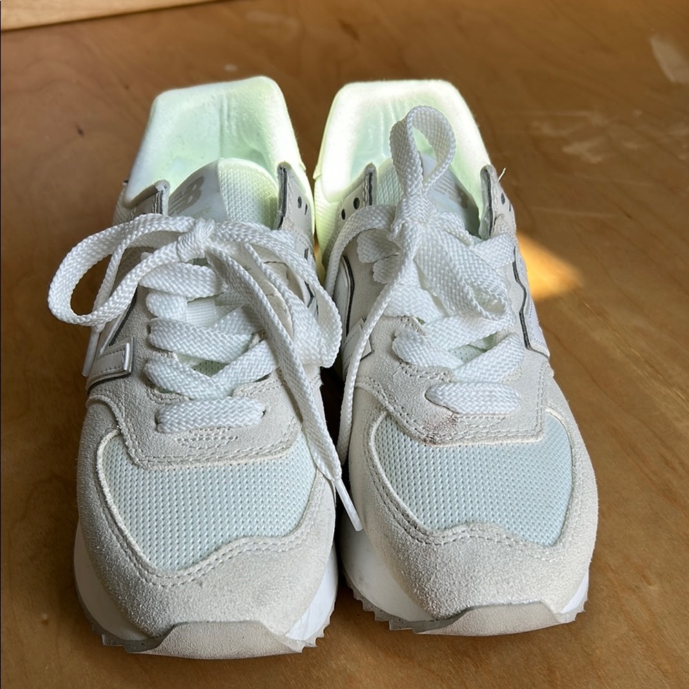 New Balance White Sneakers Retro Style Cushioned